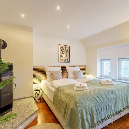 Maisonette Am Holstentor Mit Dachterrasse Und Heimkino Lübeck Extérieur photo