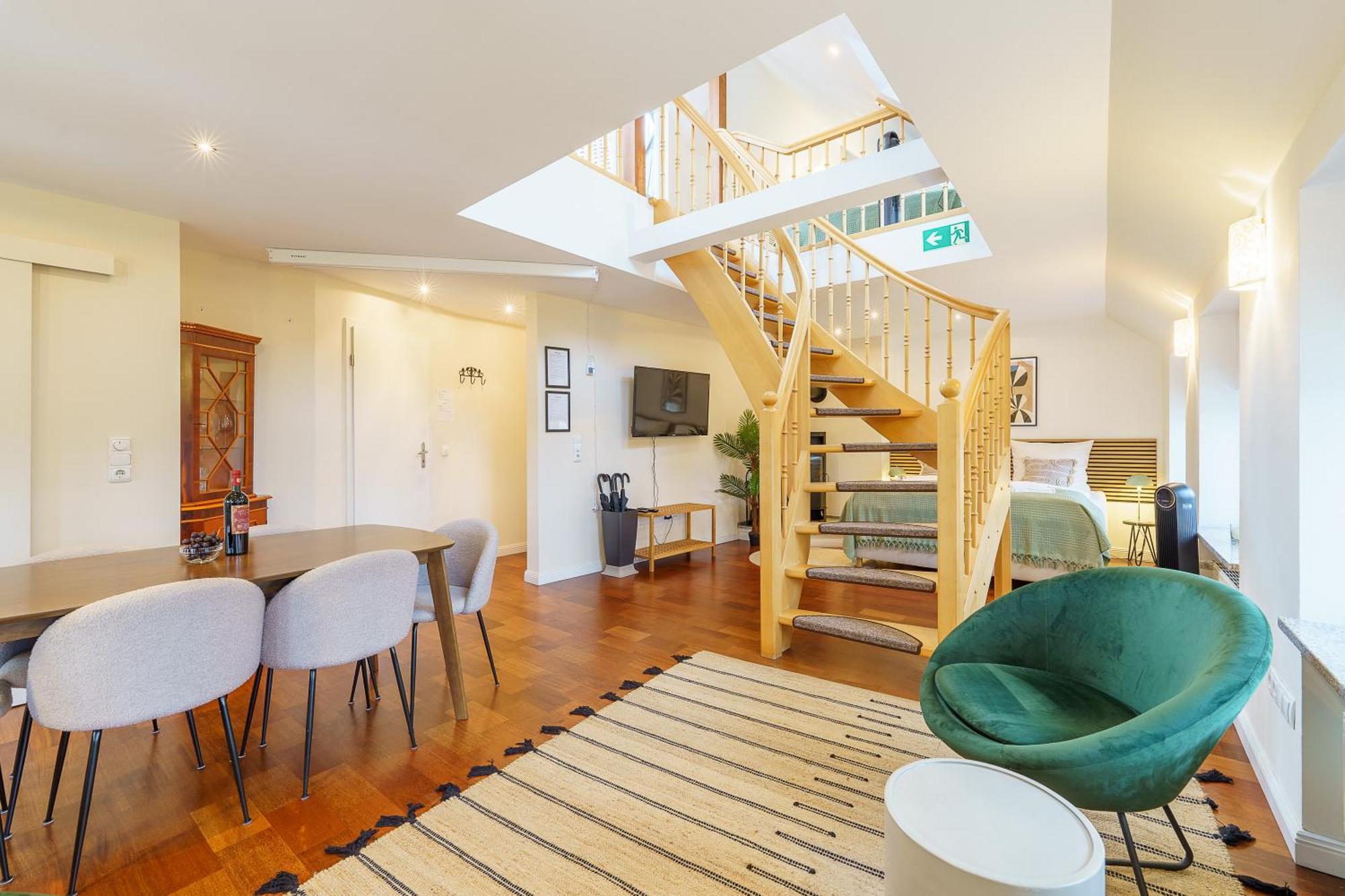 Maisonette Am Holstentor Mit Dachterrasse Und Heimkino Lübeck Extérieur photo