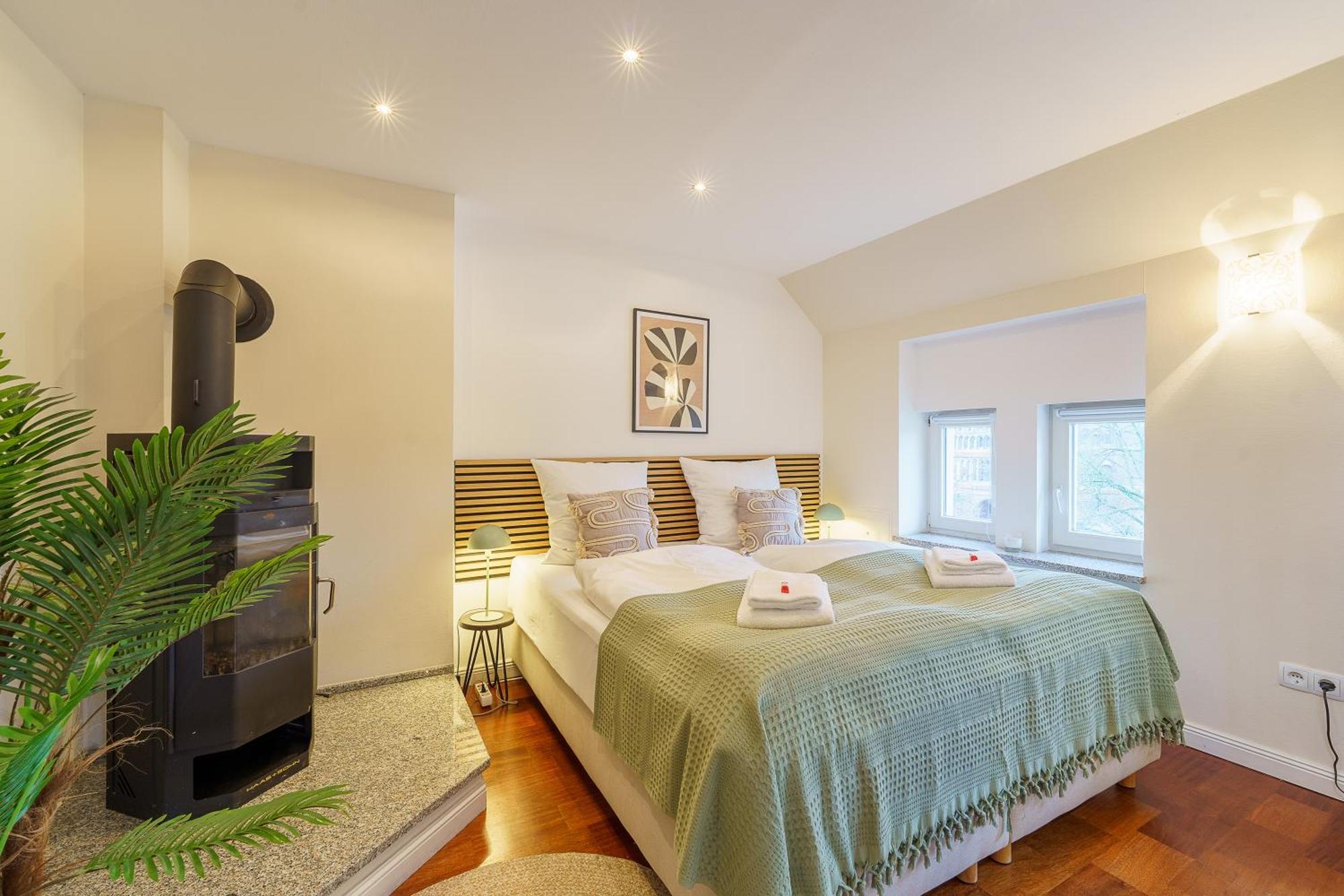 Maisonette Am Holstentor Mit Dachterrasse Und Heimkino Lübeck Extérieur photo